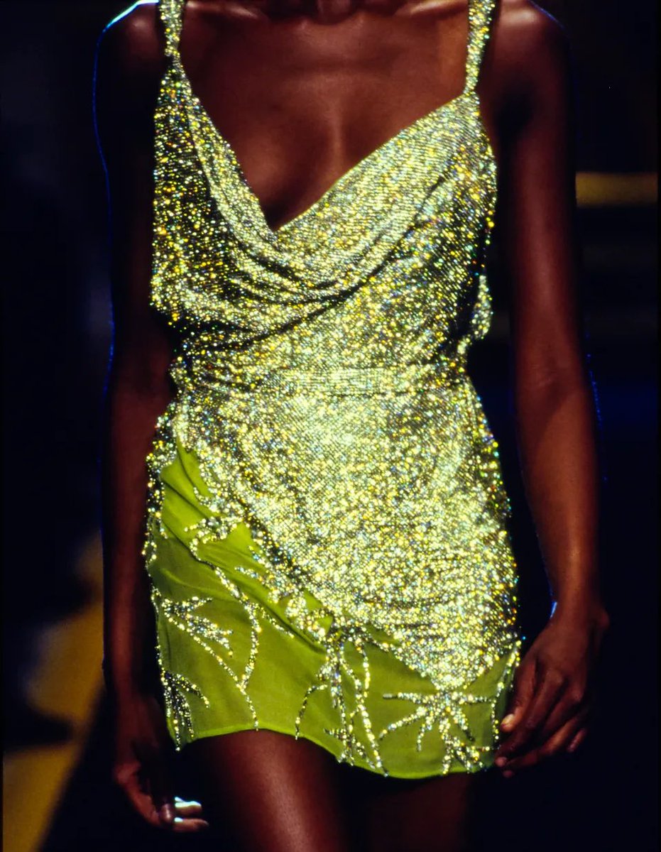 Atelier Versace, Fall 1997 Couture.