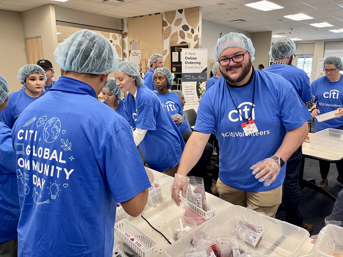 We're immensely grateful to <a href="/Citi/">Citi</a> &amp; @us_hunger for their support in fighting hunger. Today 50k meals were packaged by their dedicated volunteers! We are honored to receive 25k meals to the Mission! Together we're making an impact in the lives of those facing homelessness &amp; hunger