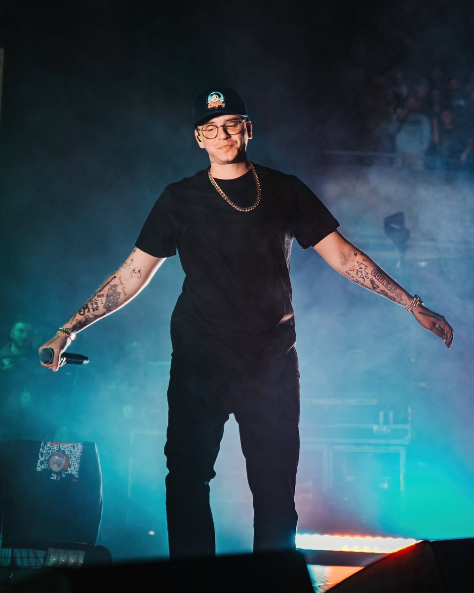 Logic301's tweet photo. LA show tonight is gonna be special https://t.co/TreZA20PiV