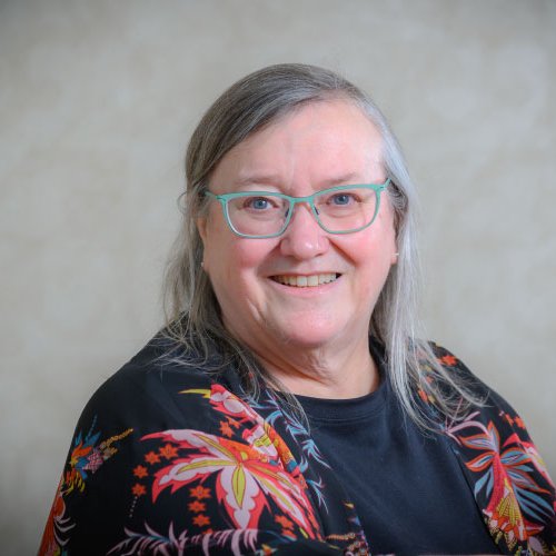 Guildford u3a’s coffee morning at Edwin’s Garden Centre, Clandon, Surrey, on Tuesday 18 July will be a chance to put questions to our distinguished guest Liz Thackray, Chair of the Third Age Trust’s Board of Directors. #Gu3a #u3a