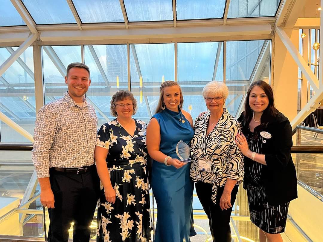 uwsphealth's tweet photo. Our family and consumer sciences students, alumni and Prof. Susan Turgeson represented #UWSP extremely well at the 2023 American Association of Family & Consumer Sciences (@aafcs) Conference and Expo in Baltimore June 22-26. #AAFCSac #SayYesToFCS https://t.co/srWuUAoGoH https://t.co/dmRGDYpNhU