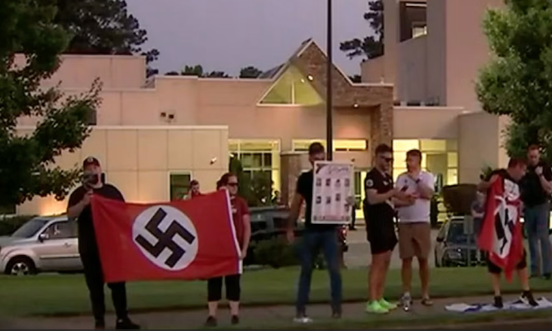 GoldbridgeInst's tweet photo. Neo-Nazis terrorize Jewish community by brandishing swastika flags outside Georgia synagogue

https://t.co/712H1LxpQ5

#stophate #systemicracism #racisminamerica #solidarity #fightwhitesupremacy #whitesupremacy #racism #education #discrimination #racialjustice #antiracist https://t.co/inDAisNEqa