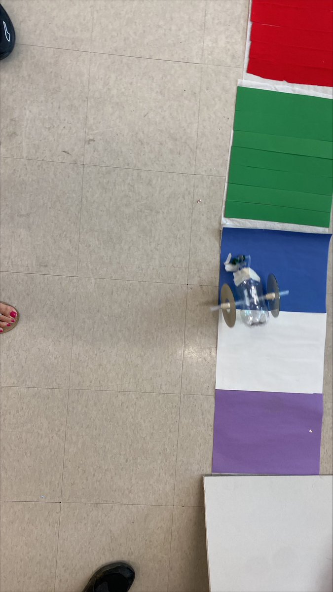 PrimarilyMedia's tweet photo. 3rd grade Ss at @HickoryRidgeES worked on testing the recycled racers that they made @EiE_org ⭐️ #NCReadLeadSucceed #rtareadingcamp #CanCoSchools #SummerReading #Summerlearning #ReadtoAchieve #Recycle https://t.co/tJHEuyfHve