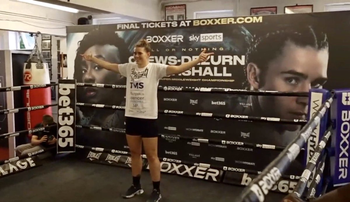 BoxingMBeauty's tweet photo. #MediaWorkout
@Savmarshall1 ahead of Saturday’s #Undisputed fight against Franchón Crews-Dezurn 🇬🇧 https://t.co/1PxDYvgfcX
