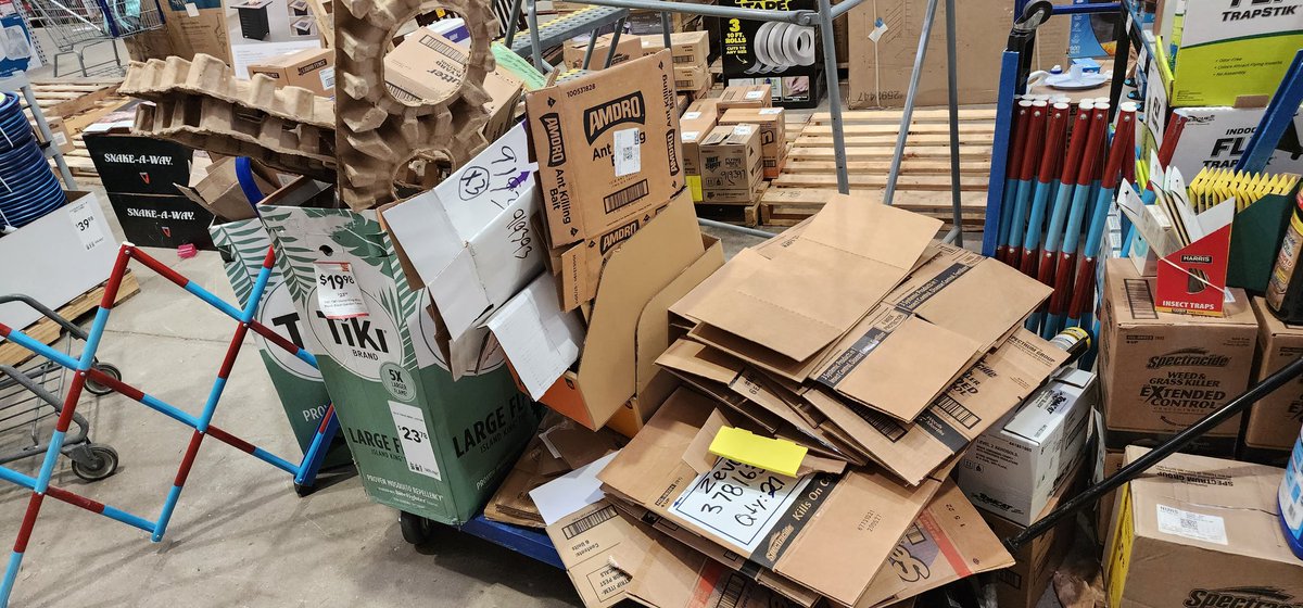 jaminplace's tweet image. #cardboardchallenge @BenitoKomadina @BlueBoxR1 @DustinCornell5 @SkrabelRachel 
MST clearing top stock #packitout!