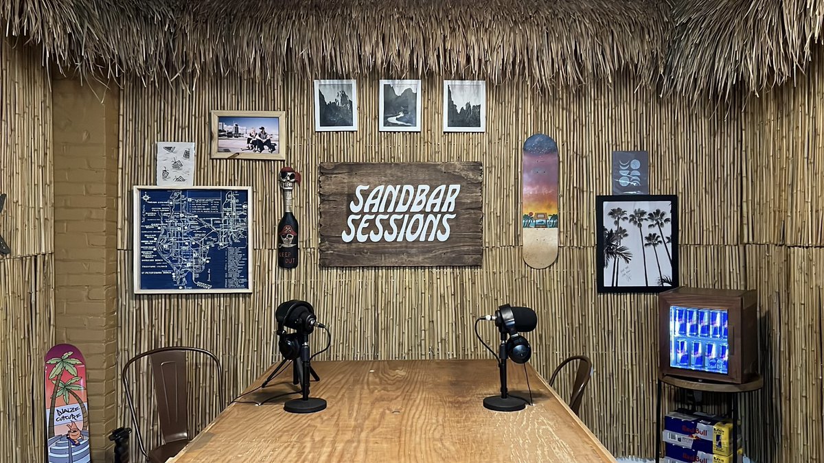SANDBARCO's tweet photo. Sandbar Sessions at the tiki bar 🎙️ Coming Soon! https://t.co/6DX5ZLqhbf