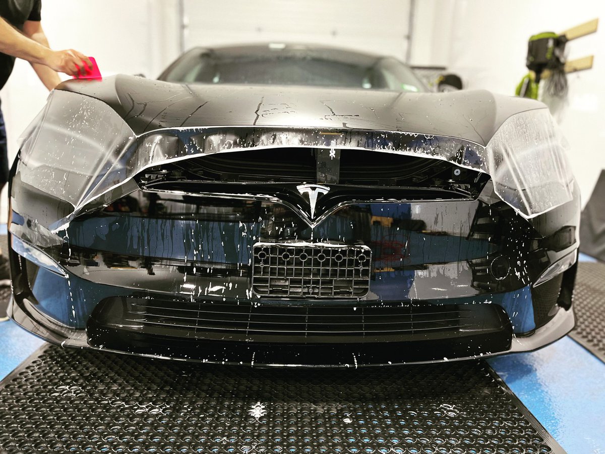 SolutionCover's tweet photo. no caption needed

#xpel #paintprotectionfilm #ppf #clearbra #salemnh #tesla https://t.co/63CiBFEVcJ