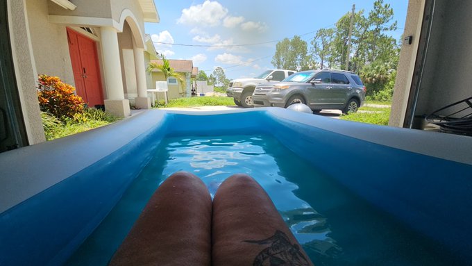 Bought some pools cause it be hot as fuck out https://t.co/lSNpdPzPFw<a href="/tag/manyvids"class="tags"><span>#manyvids</span></a>