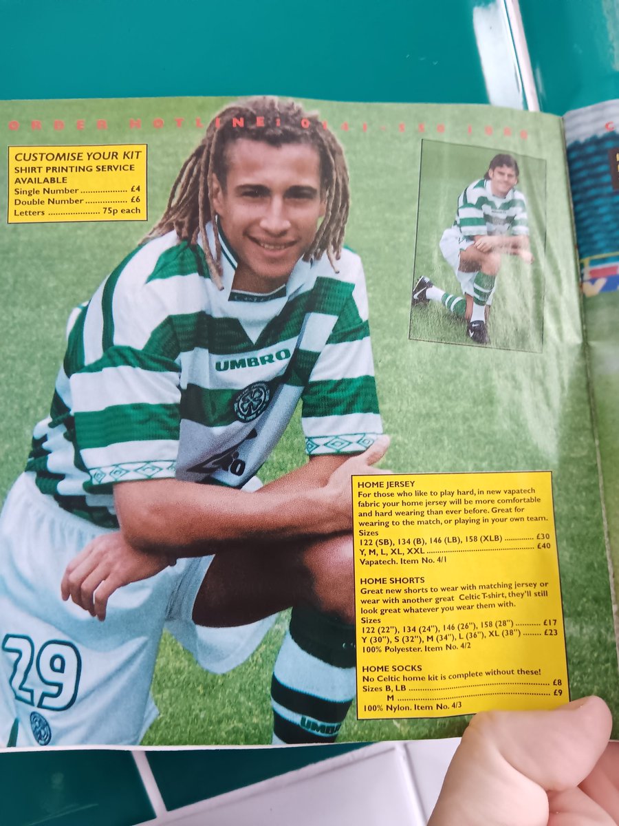 Stumcl79's tweet photo. @CelticFC @adidasfootball @JDFootball Bring back the good auld days 🤣🤣🤣🍀🍀 https://t.co/ulLxjuYtgc