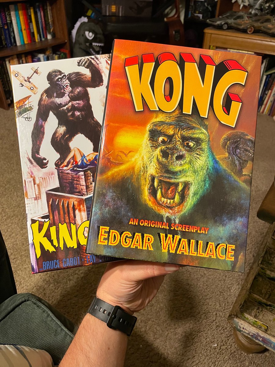 BOX DAY! My signed/slipcased limited edition of “Kong: An Original Screenplay” has arrived! This gorgeous tome contains Edgar Wallace’s original version of KONG, plus a biography, lots of pics and breathtaking cover art from the one and only @BobEggleton1. A true Kong treasure!