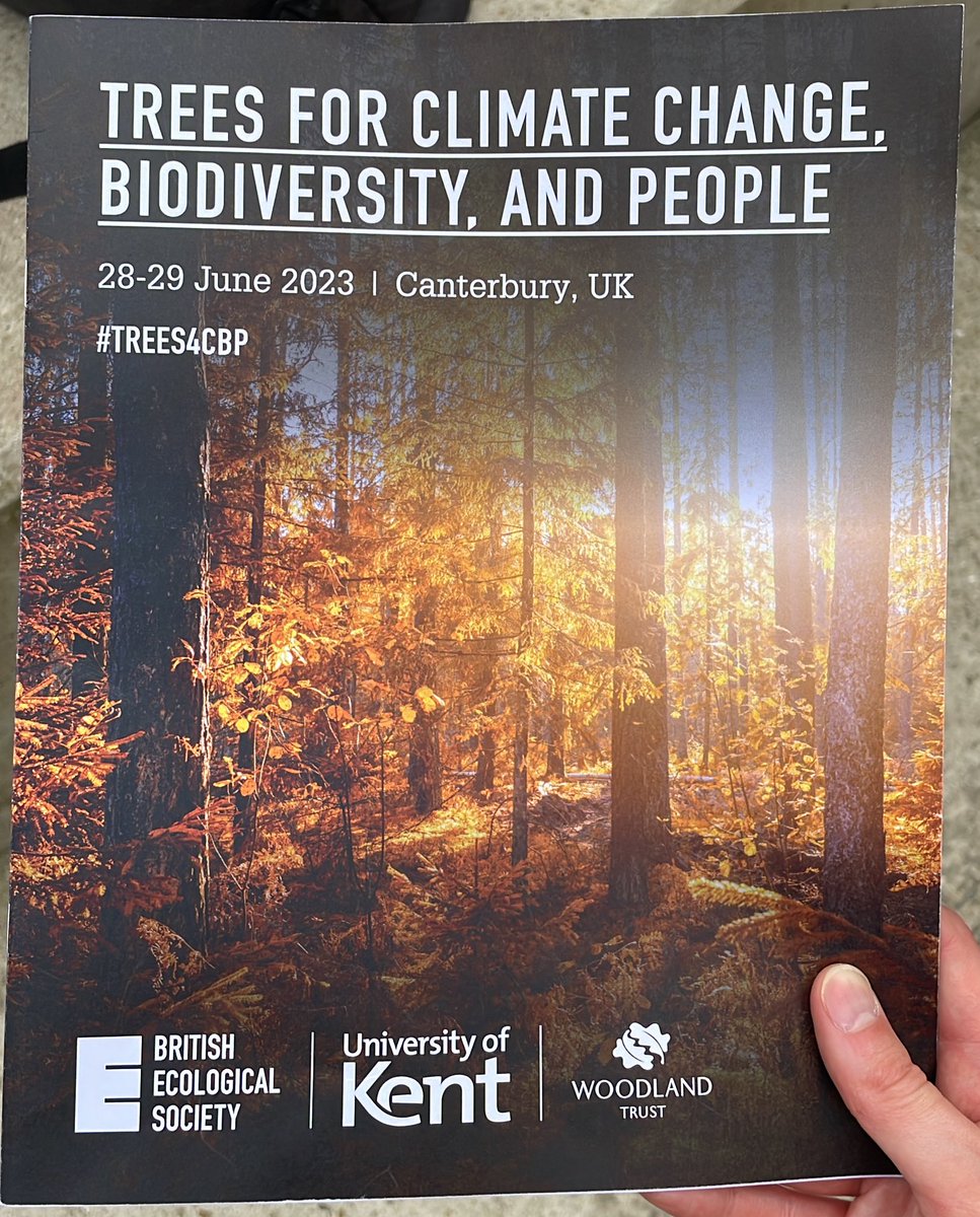 bec_goose's tweet image. It was an honour to present at @BritishEcolSoc #Trees4CBP today. Speaking about the state of the UK’s tree health and how citizen science, #observatree, can help with early warning but also with data to inform management 🌲🌳🐛