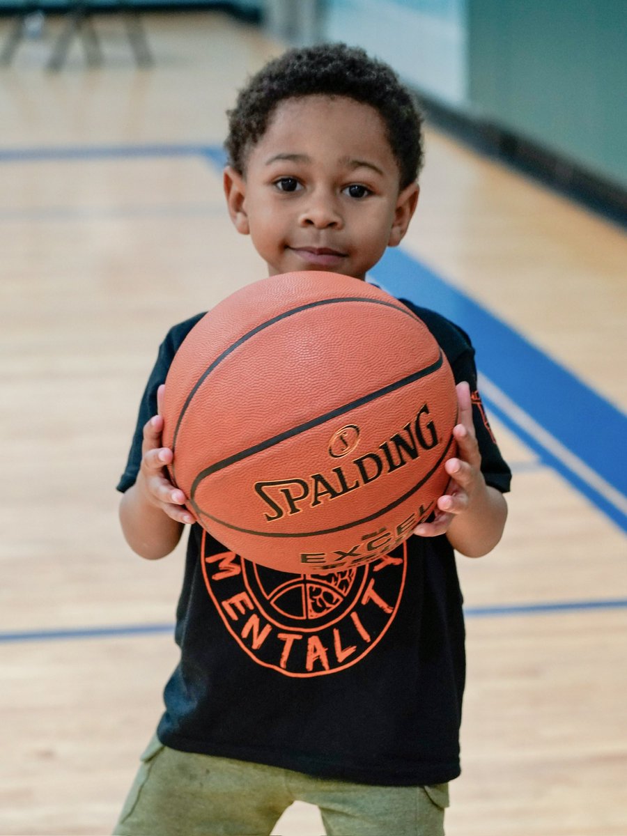 Our first ever Lil’ Hoopers Camp in Detroit. We emphasized teamwork, leadership, mental toughness and, of course, fun! 🏀🧠‼️