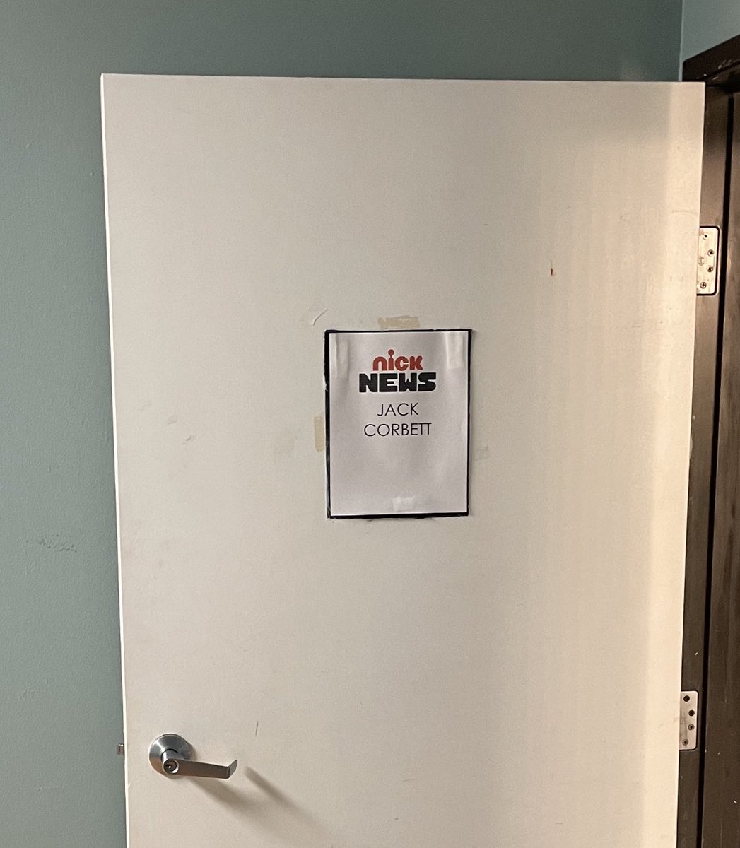 jackcorrbit's tweet image. Tonight i will be on nickelodeon 7pm et / 6pm central

I don't get slimed but something equally violent happens to me