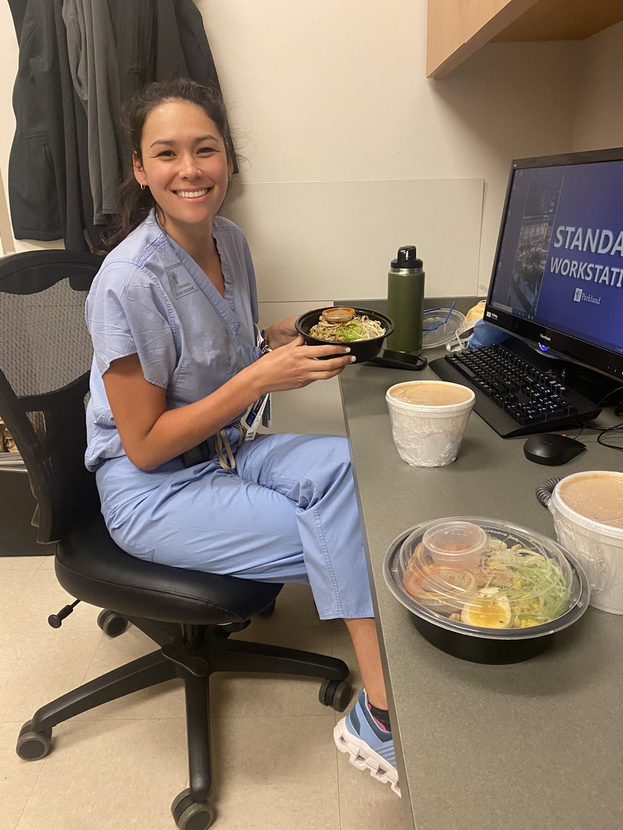 ryanmauckmd's tweet photo. Last day of the intern ramen and stone wednesdays at the ASC for @MeganYDevine, who destroyed some sizeable stones today.  💪  I’m addicted to Ichiro Ramen so this tradition is not going away anytime soon.  @UTSWUrology https://t.co/UxDuPI7fGW