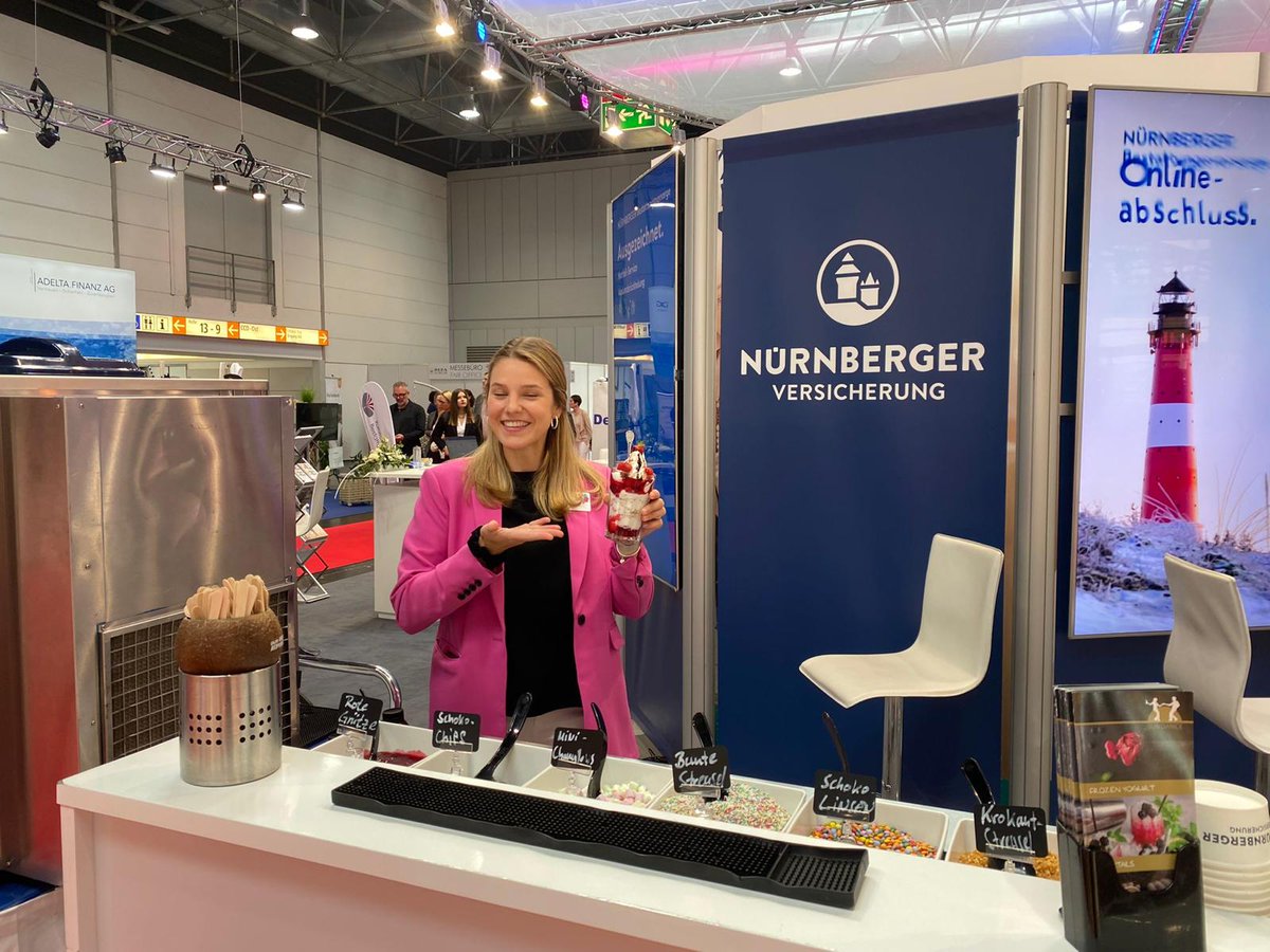 DKM #Dortmund Frozen Yogurt Bar für Messegäste.  #messe #Bar