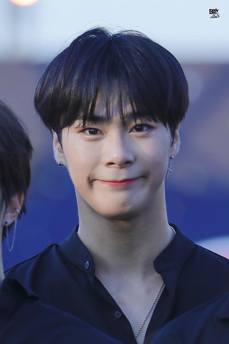 mzylvs_2's tweet photo. i miss you so much our puppy cat!🥺
#MOONBIN #문빈 https://t.co/rlUEsCE862