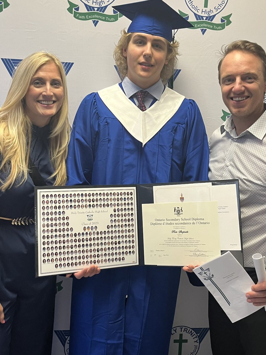 Adele Srutek (@mrssrutek) on Twitter photo So proud to have hosted this amazing Polish student over the last two years. He has become a part of our family and it has been an unforgettable experience. #ocsbjoy <a href="/OCSBContEd/">OCSB Continuing & Community Education</a> So proud to have hosted this amazing Polish student over the last two years. He has become a part of our family and it has been an unforgettable experience. #ocsbjoy <a href="/OCSBContEd/">OCSB Continuing & Community Education</a>