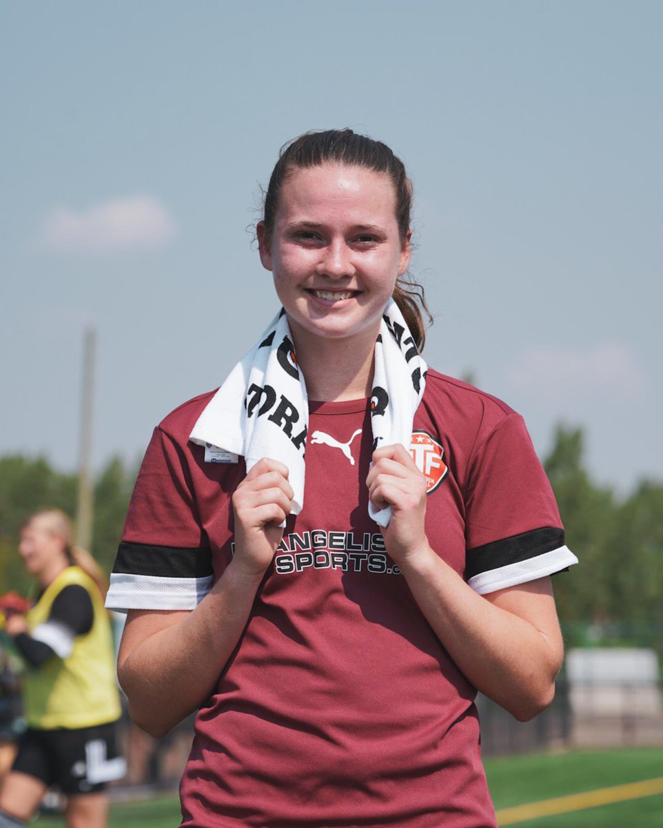 FTFCanada__'s tweet photo. Edmonton Girls Combine: Day 1 Game 3 β½οΈ
Cailyn Cha-Yang // Team 3 π// #153 // CAM // 2026 // Calgary Foothills Soccer Club
Katherine Hendricks // Team 1
π // #15 // RW // 2025 // Phoenix
#FTFEdmonton #FTFCanada #Edmonton #LeaveYourMark https://t.co/Ue46cj8ahS
