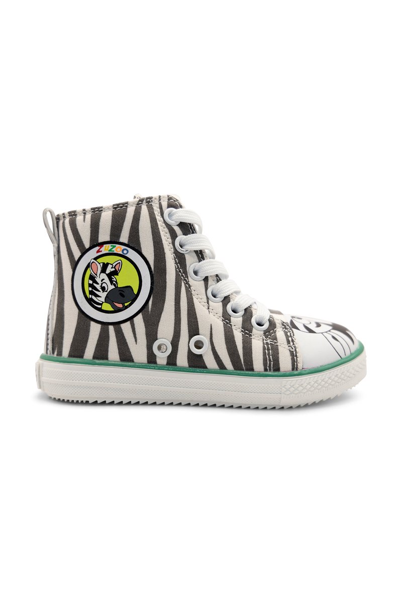 What's black, white, and cute all over?

🦓 The Bohdi 🦓

#zuzookids #zuzooshoes #summer #kidsshoes #fashionfootwear #animalshoes #earlychildhoodeducation #zebra #zebrashoes #womenowned #blackowned