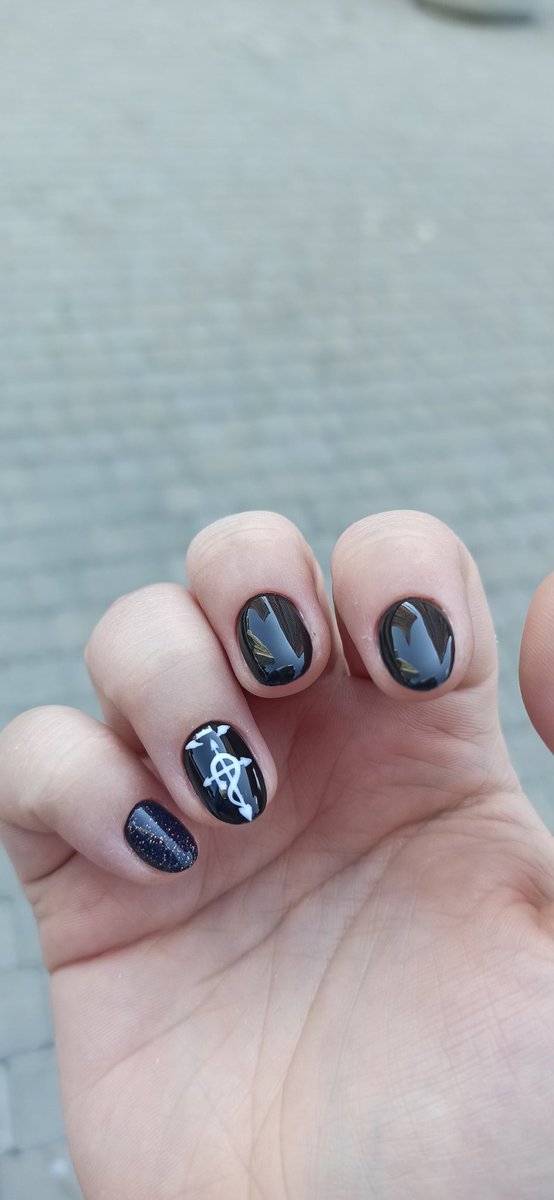 SarikoSama's tweet photo. Доречі, нові ногітки ✨ https://t.co/Kaxji1quoY