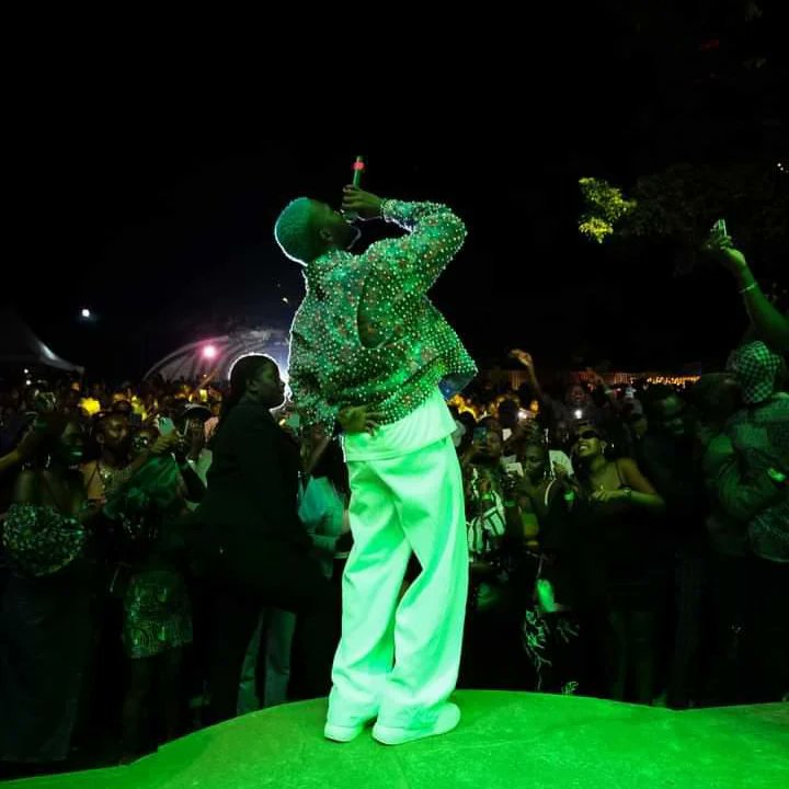 wurlDfamPage's tweet photo. WurlD shut down Uganda. It was an amazing fun filled night. Ugandans knows how to rock. Thank you so much. #JamesonHangout #Uganda #WurlDFam #WurlDWide https://t.co/KRO48mXt25
