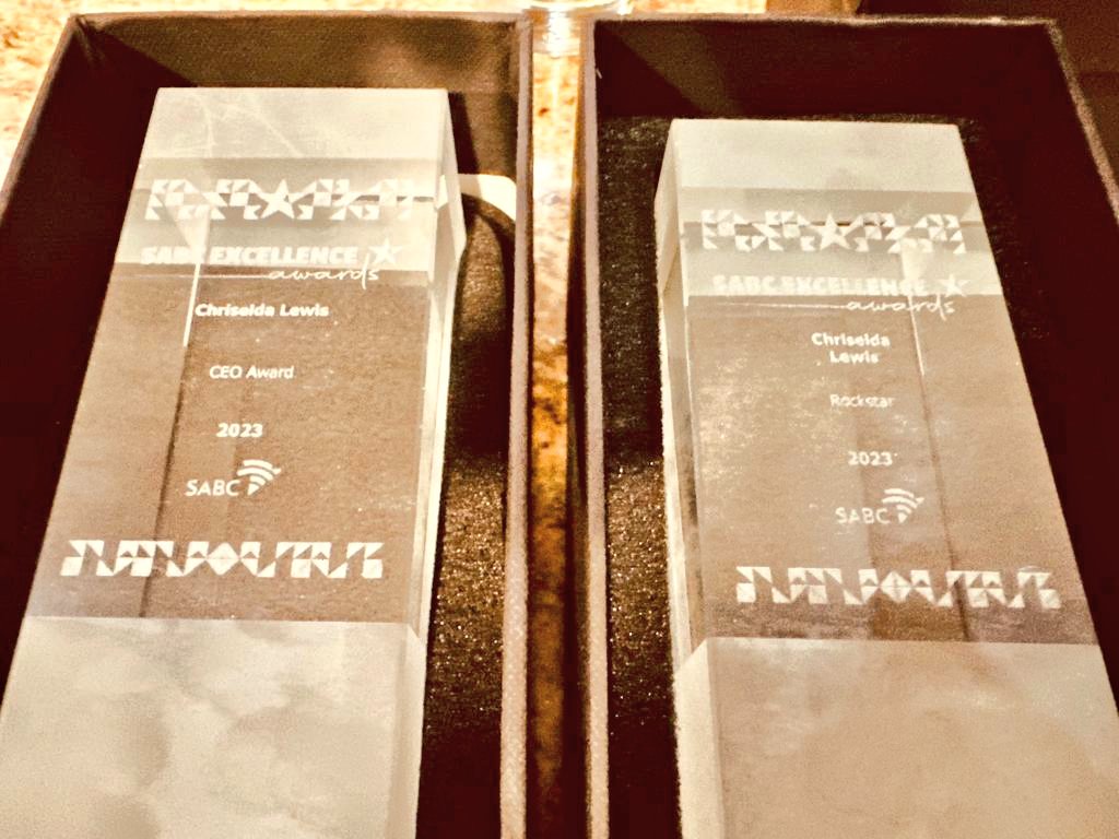 [PERSONAL NEWS]

Incredibly grateful, tonight I won TWO awards.
I was bestowed the Group CEO's Choice Award at Africa's biggest broadcaster, the SABC.

And I won the 2023 'Rockstar Award'.

I'm humbled as I mark 20 years as a journalist in June/July.

#SabcexcellenceAwards