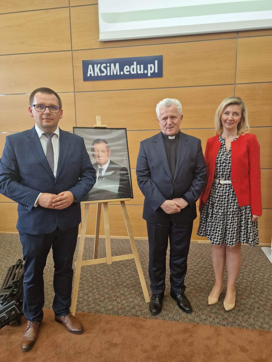 Elewarr sp. z o.o. tweet media