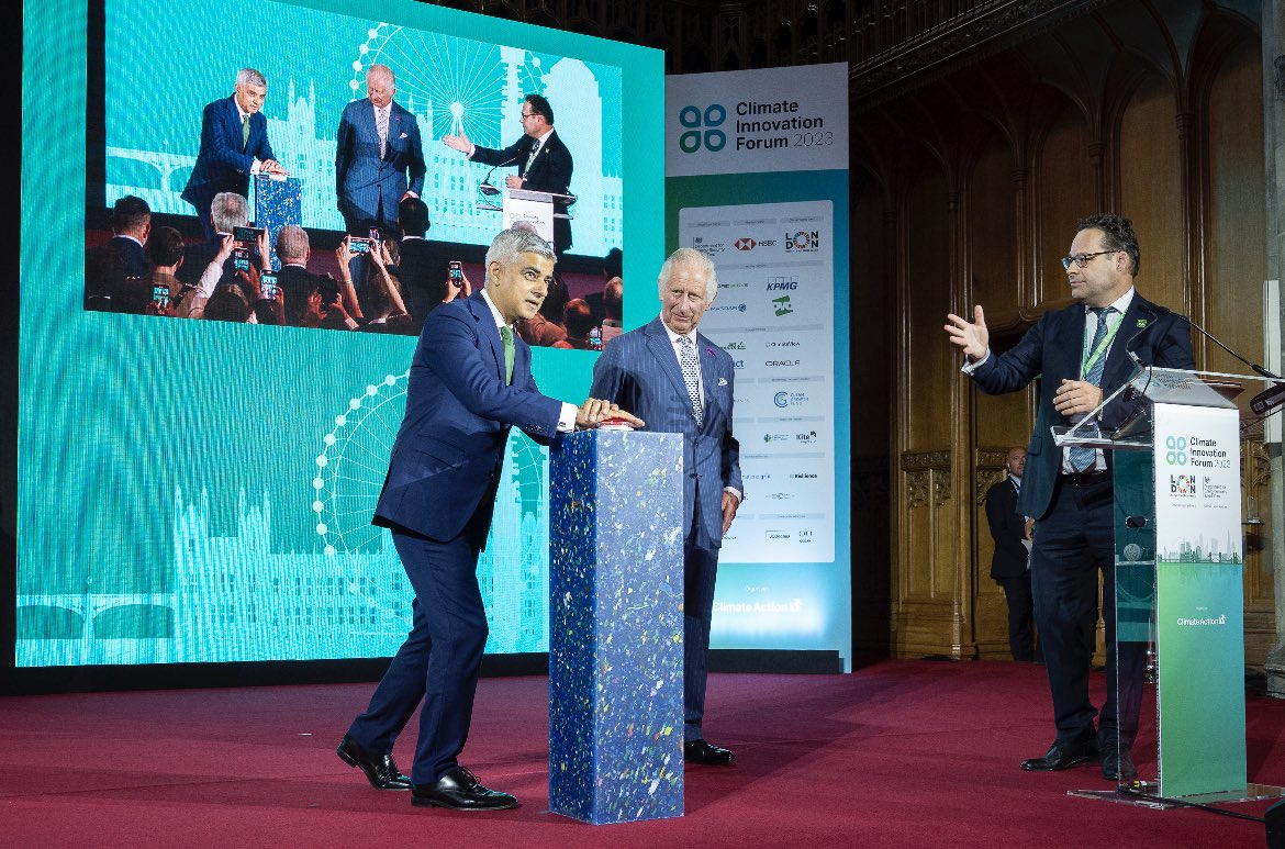 c40cities's tweet image. 🚨Time is running out to curb global warming‼️

HM the King joined C40 Chair @mayoroflondon at #LCAW2023 to launch the #ClimateClock.

With just 6 yrs + 24 days left to limit global warming to 1.5 degrees, the ⏰ represents the critical need for immediate action.

📸©Jemma Watts