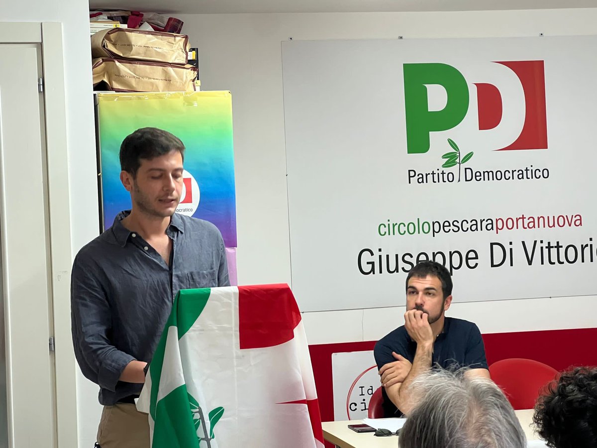 PDdivittorio's tweet photo. 📢La “Di Vittorio” 

Ieri pomeriggio una intensa (oltre 2 ore) e partecipata assemblea della nostra Sezione.
Aggiornamenti sulle tristi vicende che coinvolgono il Comune di Pescara e discussione documento congressuale regionale

Ringraziamo di cuore per la partecipazione ✊ https://t.co/PEUyKRtn5h