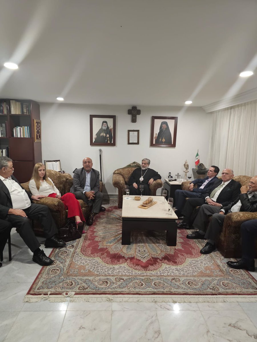 Met_Ignacio's tweet photo. Reunión de la junta de “Empresarios ortodoxos”, El martes 27 de junio en la sede del arzobispado, con la compañía del Sr. Subsecretario de Relaciones Exteriores, @maximilianoreyz , quien impartió una charla sobre “La dinámica electoral en los países de Latinoamérica”. https://t.co/4cNS7L6Vi0