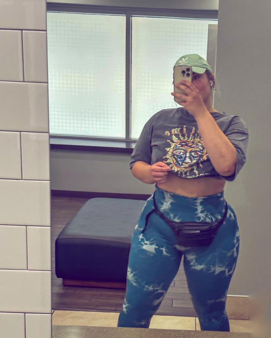 Gym bae https://t.co/4Q4DiU3sDD<a href="/tag/freethetitty"class="tags"><span>#freethetitty</span></a>