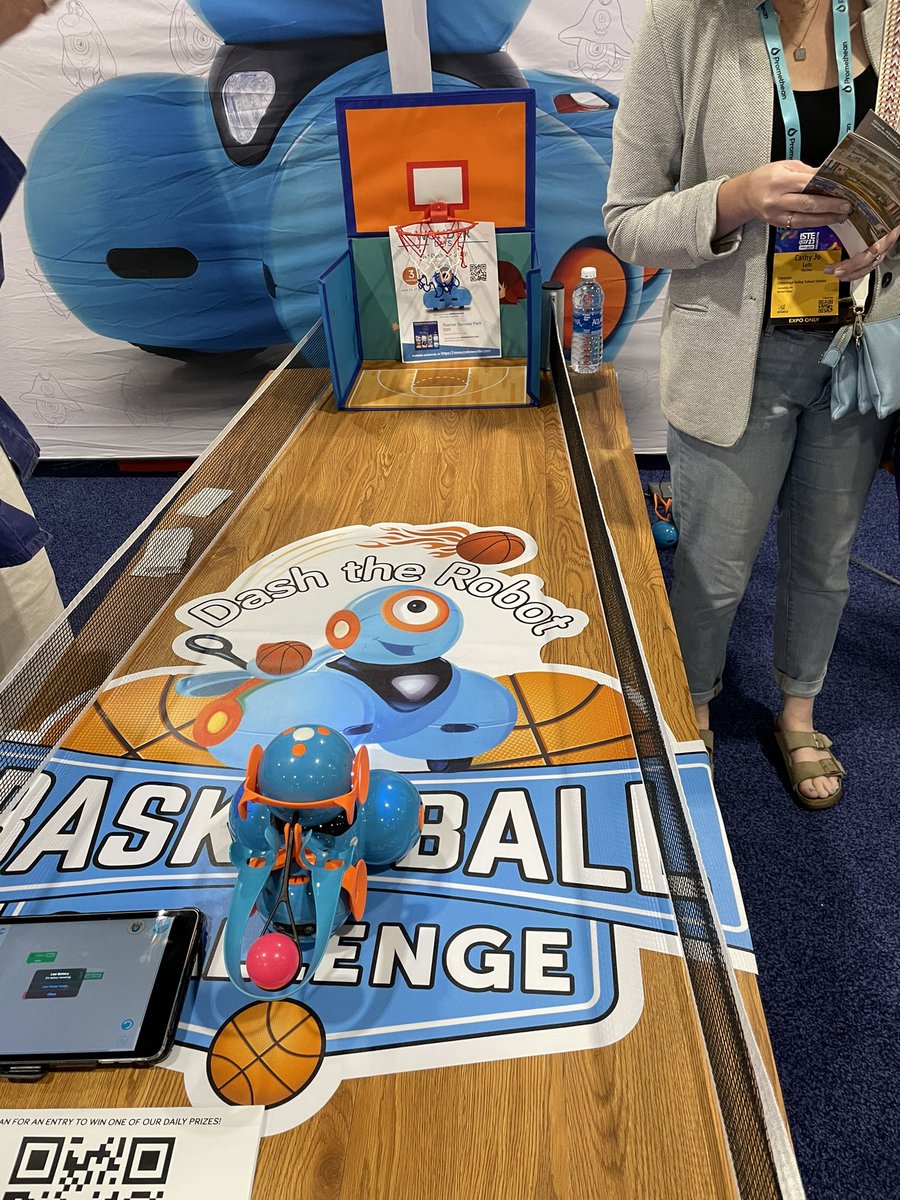 BenderLibrarian's tweet photo. Had a fun time at ISTE Live 23 in Philadelphia! Lots of great ideas looking forward to implementing this next school year. #istelive23 #techconference #Robotics https://t.co/P018DjKuu6