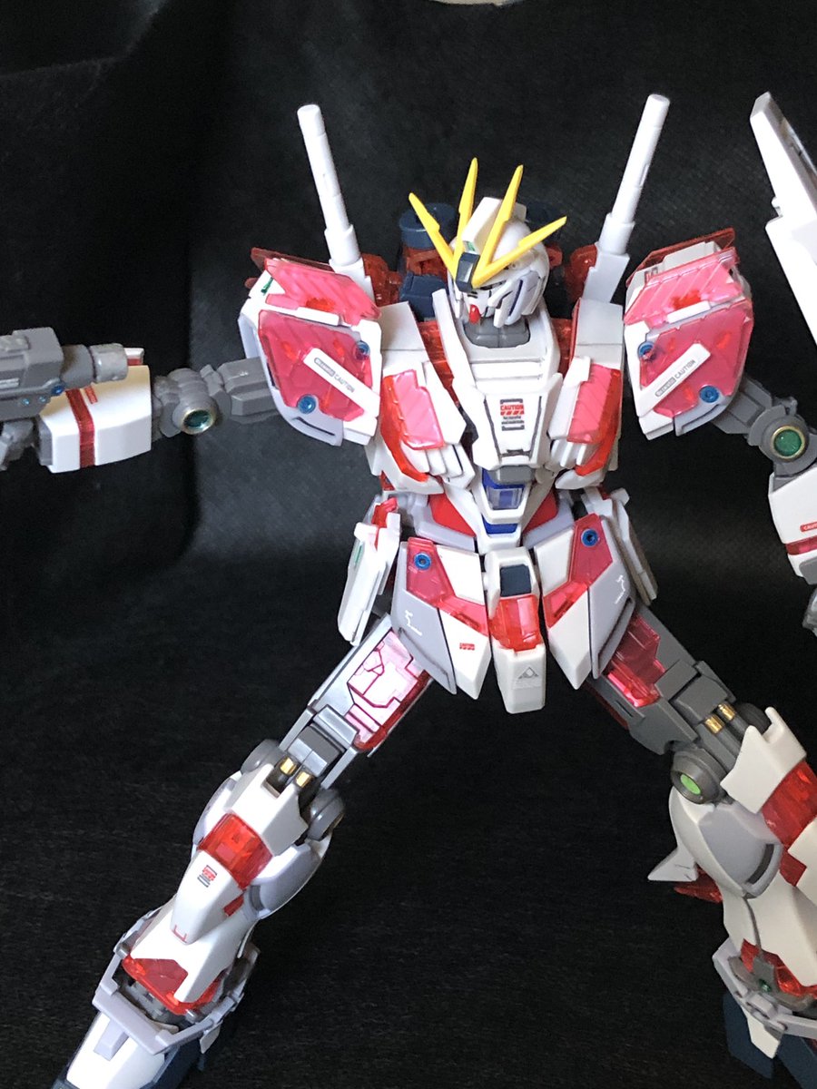 idea_sm's tweet photo. 前に作成した物でスジ彫り練習
いや〜難しい…
繰り返し慣れるしかないかな
クリアパーツのUVライトアップっていい雰囲気ですねー
#ガンダム　#ガンプラ　#ガンプラ好き https://t.co/LdLGMLrAm6