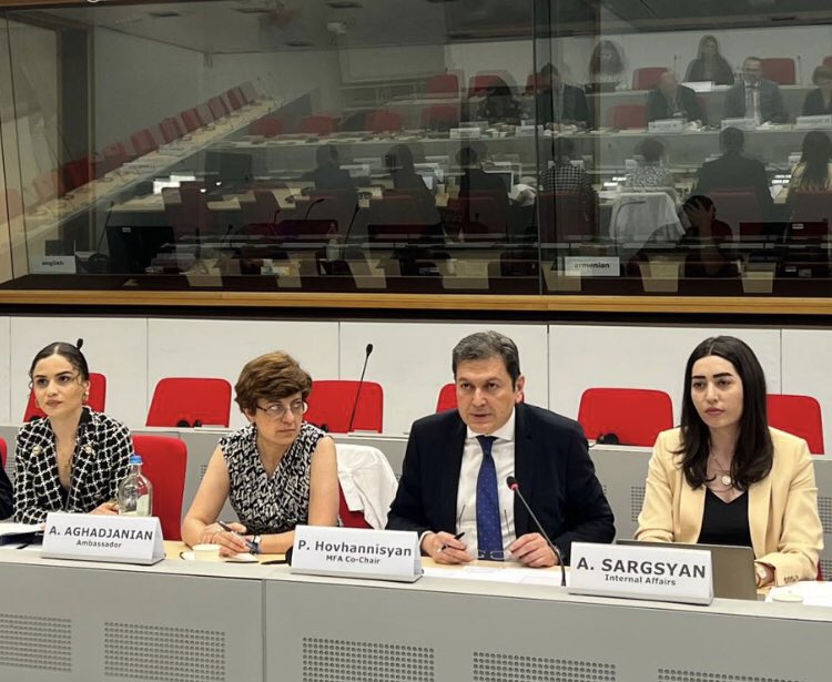 ParuyrPh's tweet photo. 2-day fruitful discussions within 4th meeting of the Arm-EU Partnership Committee. Political& sectorial cooperation is deepening between 🇦🇲&🇪🇺 . With joint efforts we are delivering tangible results to our citizens. Pleasure to catch-up with good colleagues in BXL
#LucDevigne https://t.co/xI7mUWRiLB