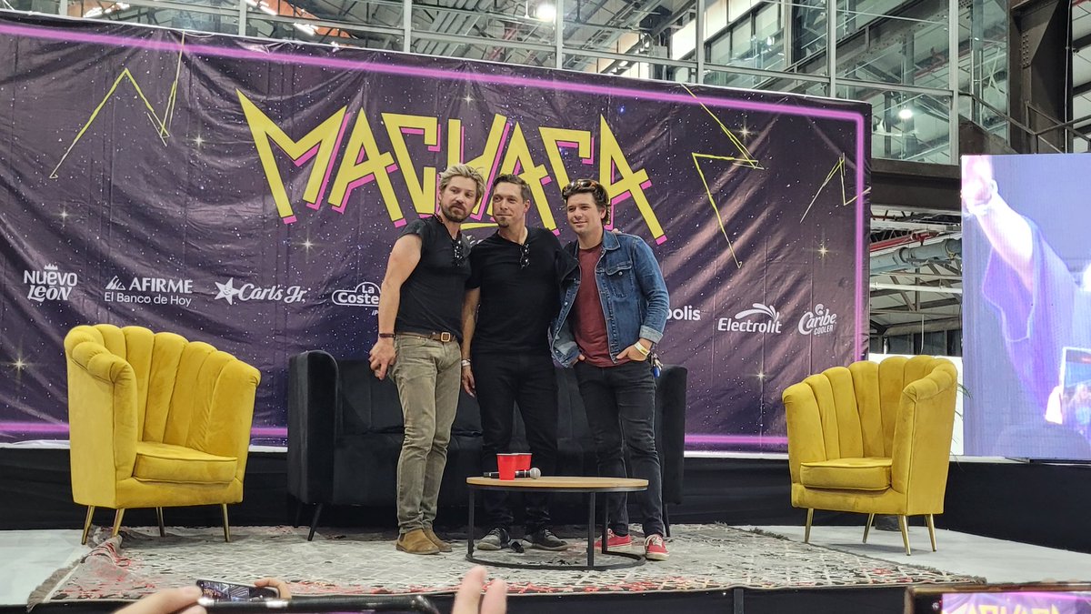 InherenteR's tweet photo. @hansonmusic en el festival @MachacaFestival #Monterrey
#inherenterock #hanson #hansonfans #Machaca https://t.co/RiTU2LqLBq