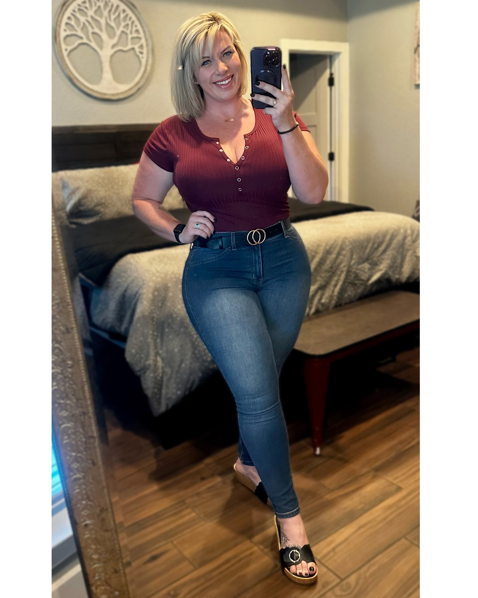 TW Pornstars - Withstand The Weight. Twitter. "A successful woman is one who can build a firm