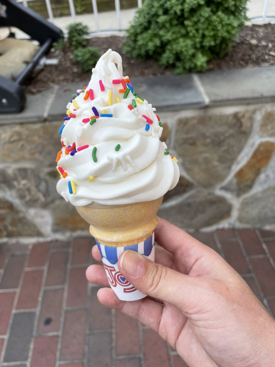 micahbackus's tweet photo. @rebekahentralgo $2.50 at here’s the scoop on Georgia ave! https://t.co/xiGYFAxIVX