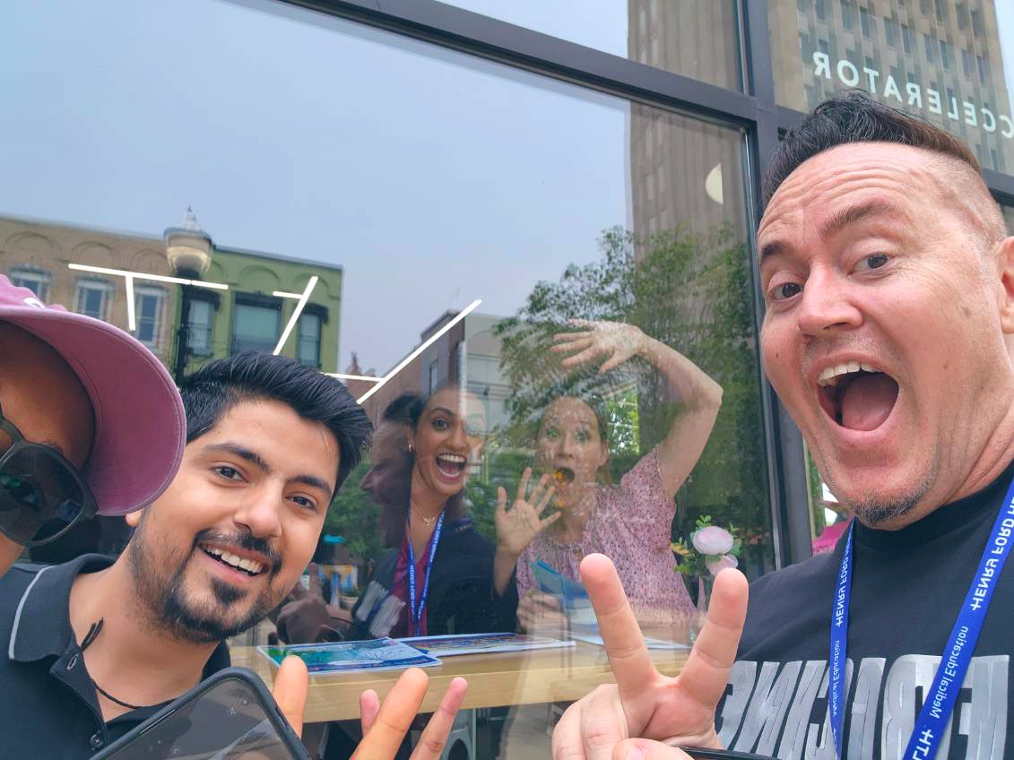 Lekha Karthikeyan MD (@lekhakarthikmd) on Twitter photo Won scavenger hunt and made new intern friends! I am and feel like an excited kindergartener getting to know my program🤍🥹🎉 everyone is so warm and welcoming in FM!!!
in frame: EM-FM-TY-IM - the kind of team ya need 🙌🏽🙌🏽😎 <a href="/HenryFordHealth/">Henry Ford Health</a> <a href="/HFJHFamMedRes/">Henry Ford Jackson Hospital Family Med Residency</a> Won scavenger hunt and made new intern friends! I am and feel like an excited kindergartener getting to know my program🤍🥹🎉 everyone is so warm and welcoming in FM!!!
in frame: EM-FM-TY-IM - the kind of team ya need 🙌🏽🙌🏽😎 <a href="/HenryFordHealth/">Henry Ford Health</a> <a href="/HFJHFamMedRes/">Henry Ford Jackson Hospital Family Med Residency</a>