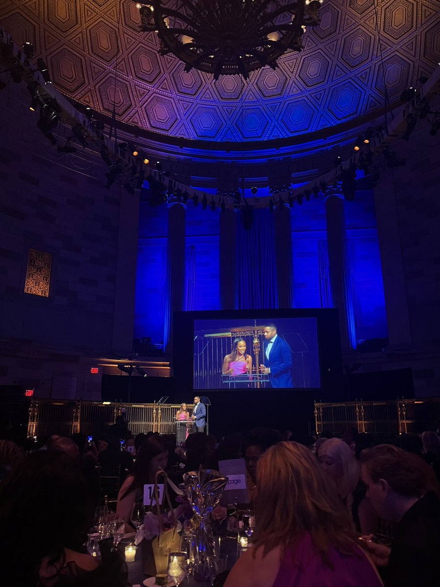 DAA_PR's tweet photo. As news anchor @Fox5DCJeannette said, “remember each one of you has the power to be a changemaker.” Thank you and @Robert7News for the wonderful start to the night! #DAADinner2023 #DAAGala #communicatorsofcolor #diversevoices #PR #DEI https://t.co/bPIdVBmeyv