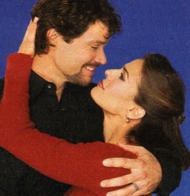 ❤️‍🔥 Her hand in his hair, the way he smiles at her is so genuine, her little grin.. #Days is missing this.. #DOOL #Bope #DaysofourLives #BringBackBope #HopeBrady #BoBrady #KristianAlfonso #PeterReckell