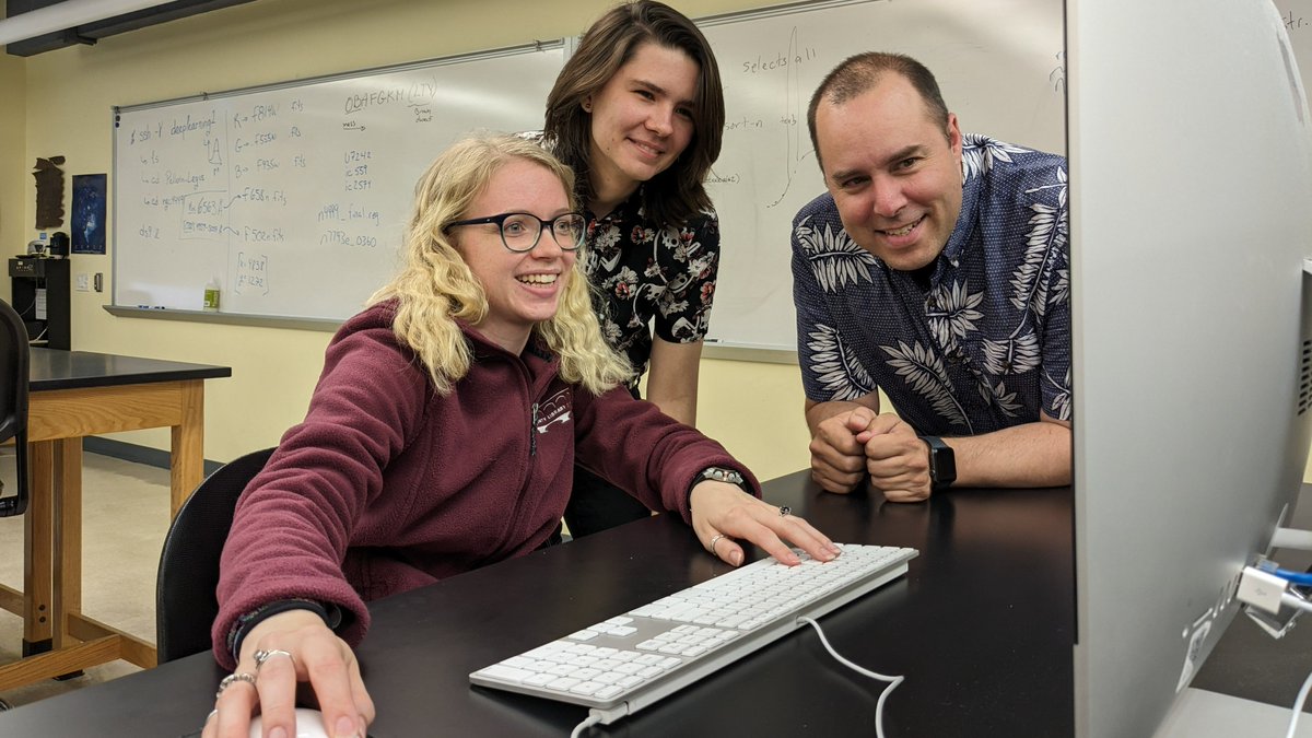 GeneseoPhysics's tweet photo. Summer research! Lots of cool projects in astronomy &amp; astrophysics, gravitational wave detection, engineering/applied physics, sustainability, and plasma &amp; nuclear physics. Students get hands on experience with equipment in our instrument shop and 1.7 MV particle accelerator lab. https://t.co/8egbfpK7s2