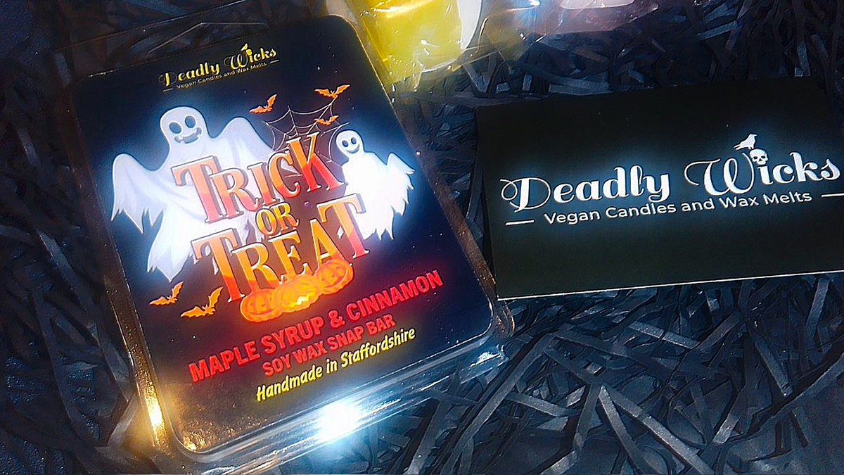 FlickrofMidnite's tweet photo. spooktacular waxmelts from deadlywicks 🎃🖤👻🧡
#waxmelts #halloweenwaxmelts #trickortreat #waxmeltshop #deadlywicks #snapbar #handmade #hallolloweengirl #halloweenallyear #keepitspooky #surportsmallbusiness #halloweenobsessed #halloweenlover #fyp #explore https://t.co/QIwHw5N8wv
