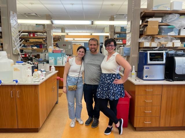 Alix Deymier (@alixdeymier) on Twitter photo The former and soon-to-be-former Thomopoulites united in the <a href="/ThomopoulosLab/">Steve Thomopoulos</a> this weekend! Wait this feels like 2018! #labnostalgia The former and soon-to-be-former Thomopoulites united in the <a href="/ThomopoulosLab/">Steve Thomopoulos</a> this weekend! Wait this feels like 2018! #labnostalgia