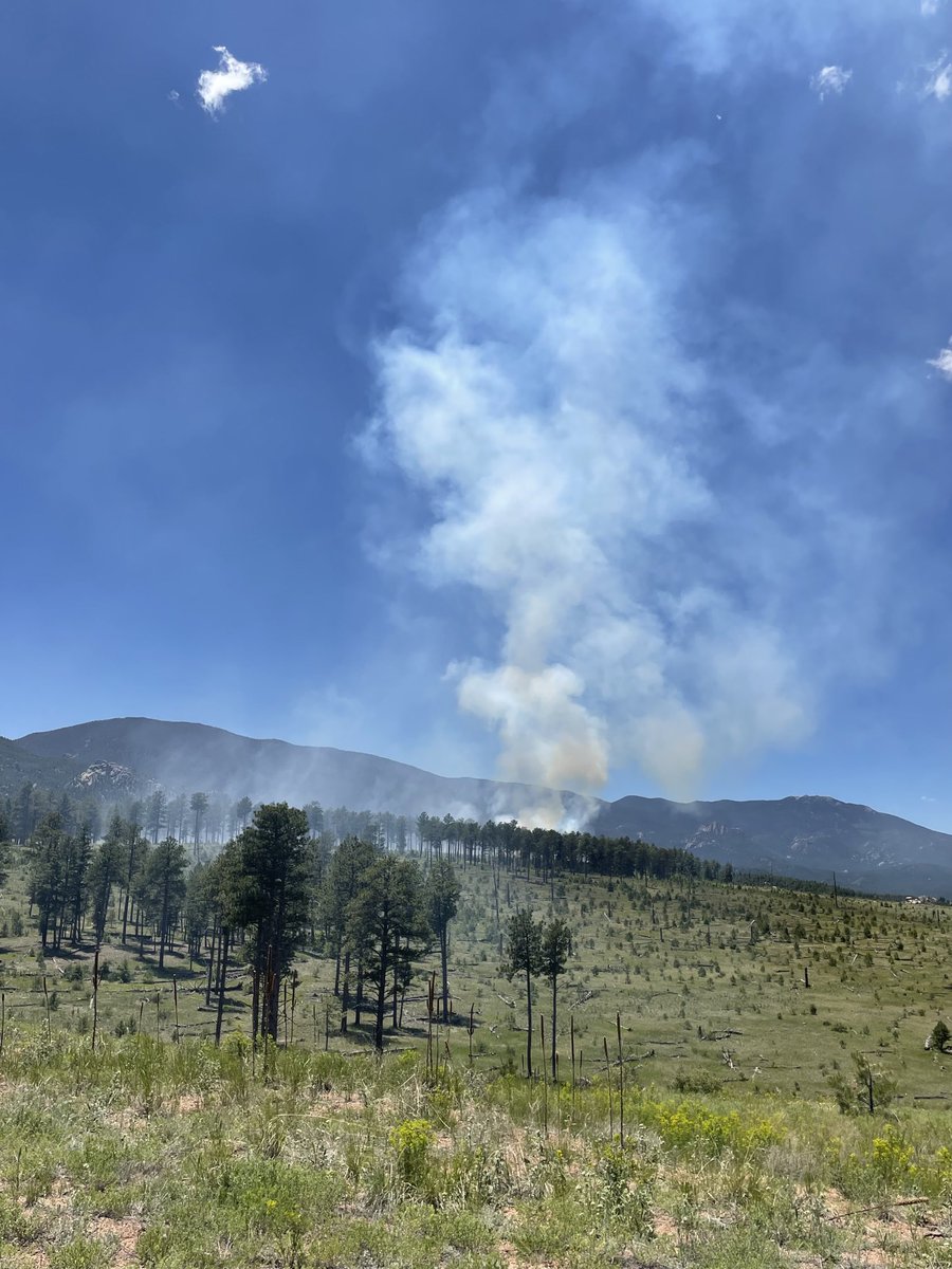 #SouthPlatteRD #SandSpringsRX fire operations are normal and resources will continue to black line.