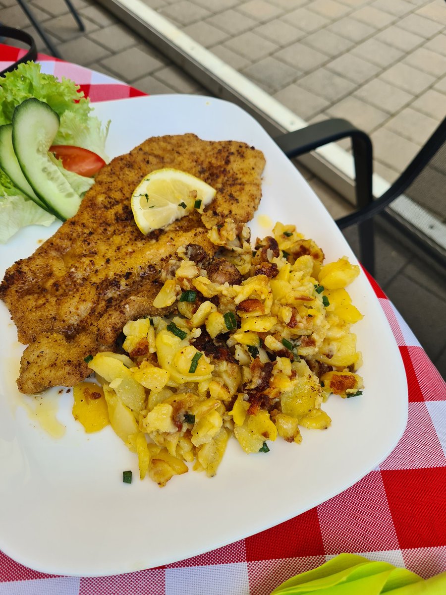 Lecker war's 😋 😋 
#Lecker #Schnitzel #yummy