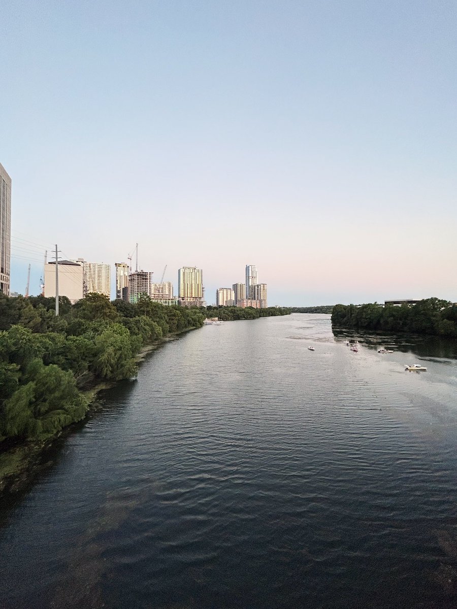 LadnerLili's tweet image. What a blast at #NNS2023 with the lab fam @LabTheus in Austin. Met new mentors, geeked out over some science, and ate allll the brisket. Thanks for a great time @Neurotrauma!