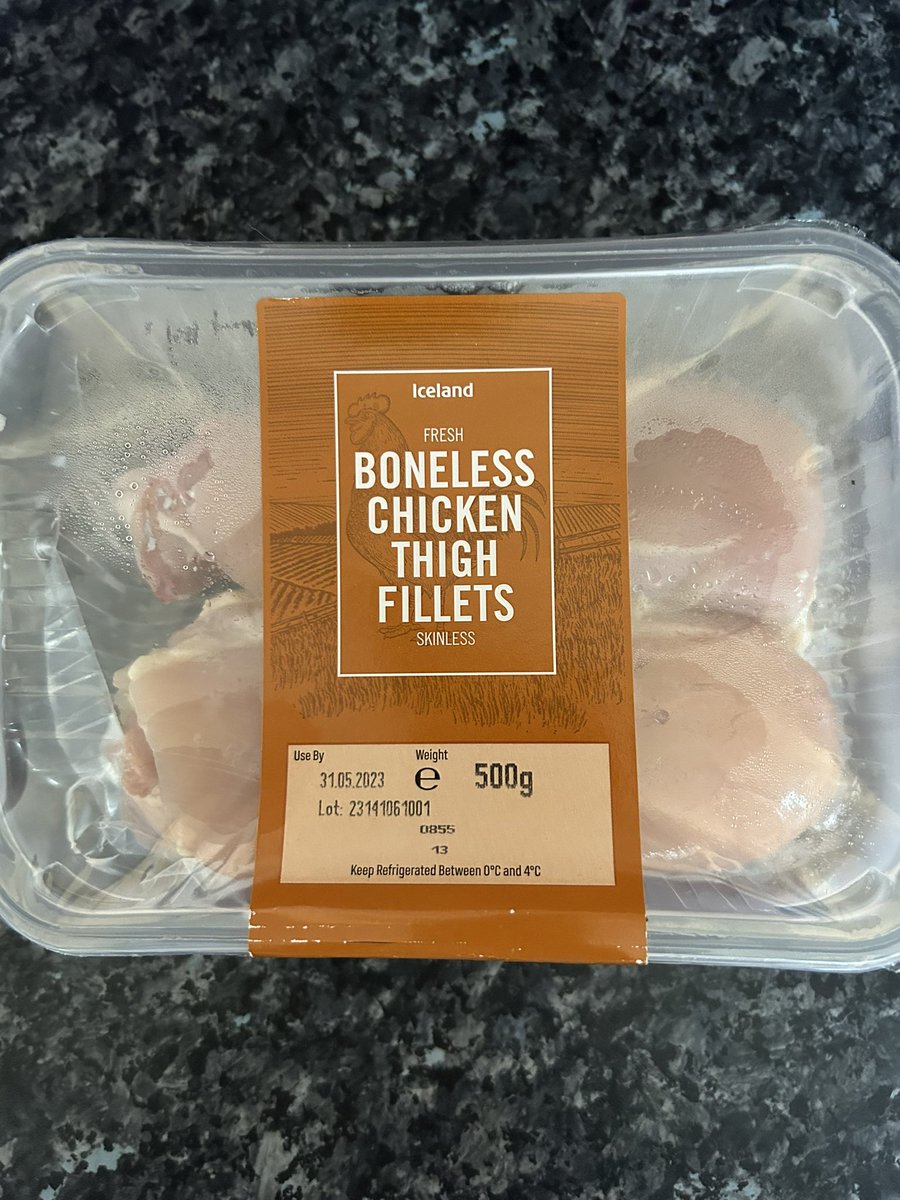 natcarroll's tweet photo. If this item was delivered in an online shopping order on 2 Jul would it be out of date @IcelandFoods ? If you answer yes, then pls tell your customer services to refund me as nearly a month &amp; 4 emails later they’re finding it difficult to work it out 😆 https://t.co/K5UIZnThjk