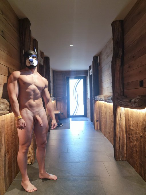 Sooo... who wants to be my breeding toy ?😈 https://t.co/AcJWOzARZU<a href="/tag/easterberlin"class="tags"><span>#easterberlin</span></a>