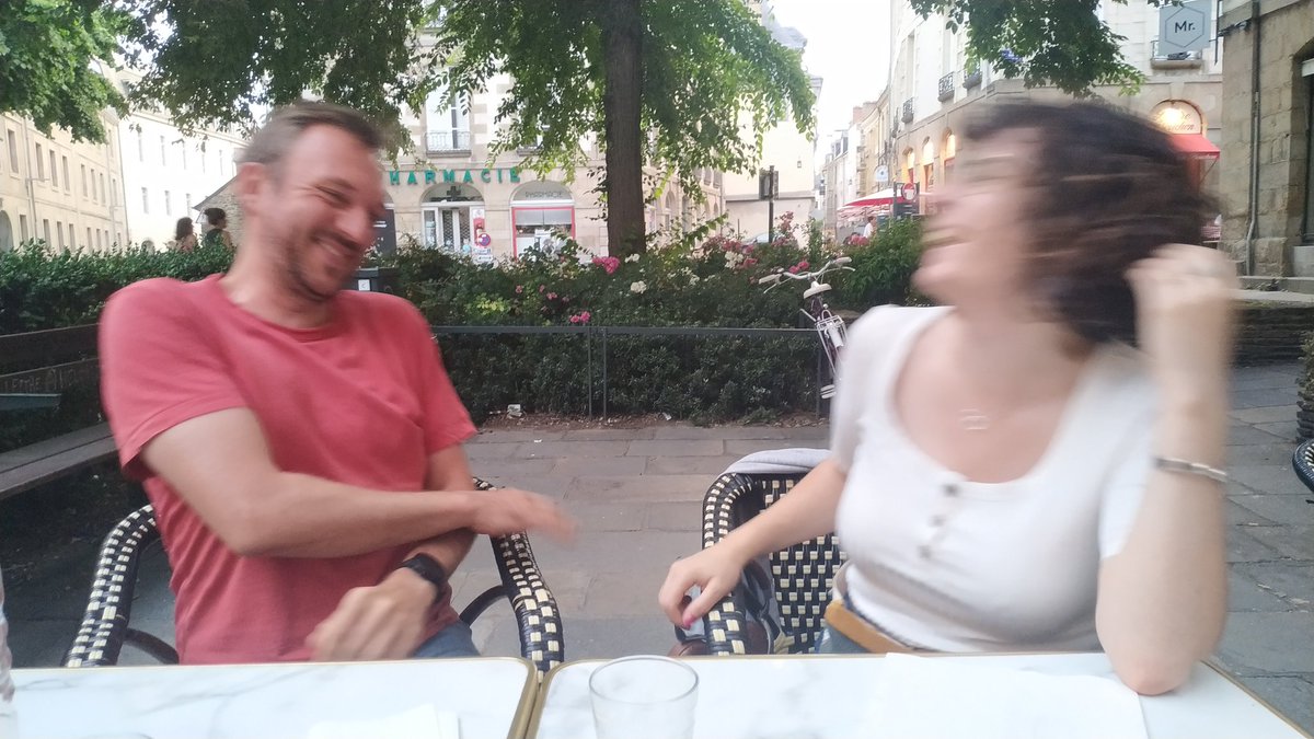 manoncarbonnel_'s tweet image. A quoi ressemblent deux Agilistes la veille de leur atelier ? 🤪

Les fifou @BenCouet @MailisCo 💗🤍 animeront &quot;Pas d&apos;innovation sans sécurité psychologique !&quot; demain à l&apos;@AgileLaval.
J&apos;ai participé à une précédente session de l&apos;atelier, et je recommande !

#agileLaval