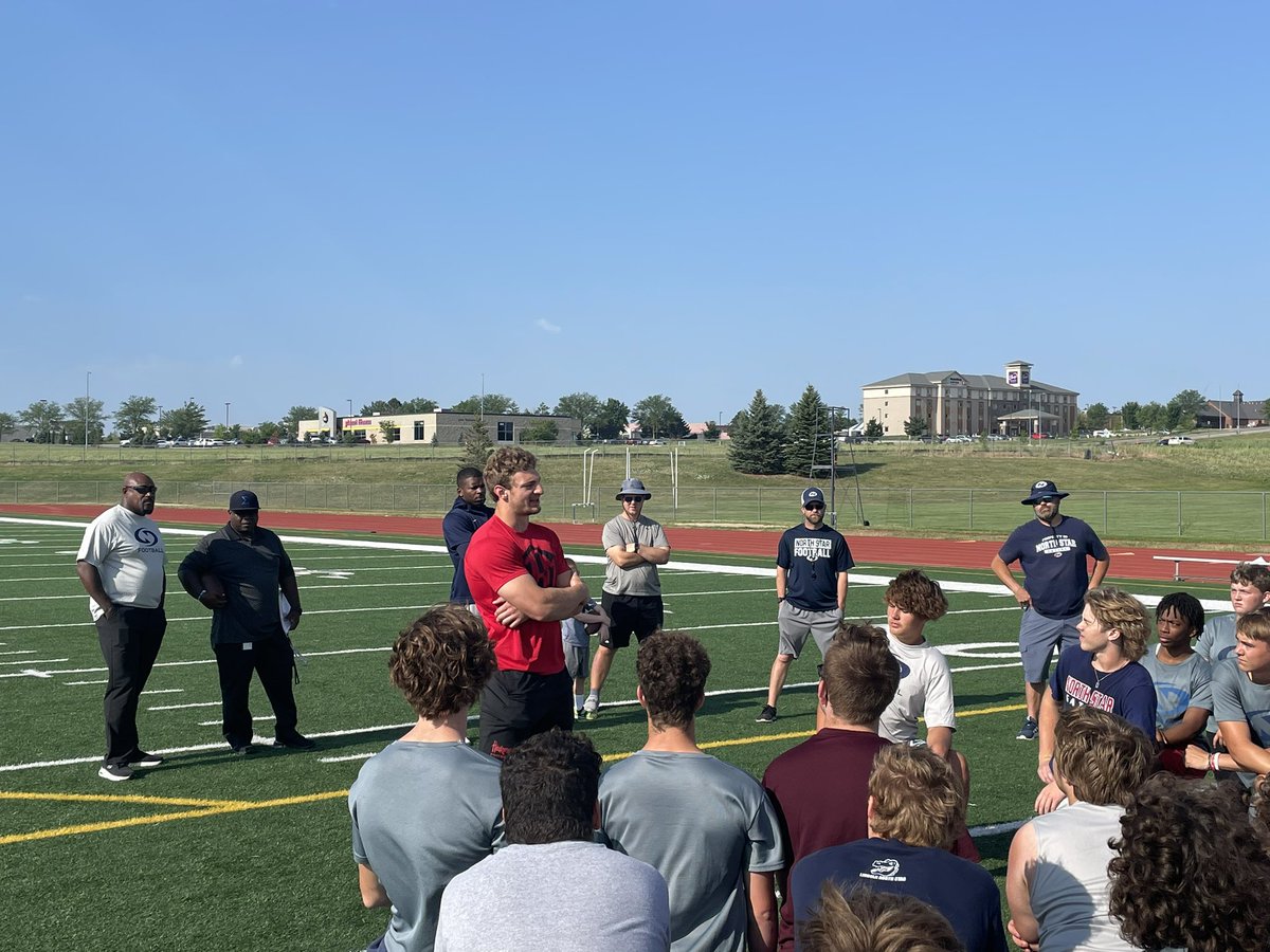 LNSFootball's tweet photo. Big shout out to Gator Great and current Husker Luke Reimer! This STUD spent time this morning educating our football family on belief, consistency, goal-setting and what it takes to be a collegiate student-athlete. We appreciate you BIG dawg! 

🐊🏈❤️ https://t.co/8T1beBtkf0